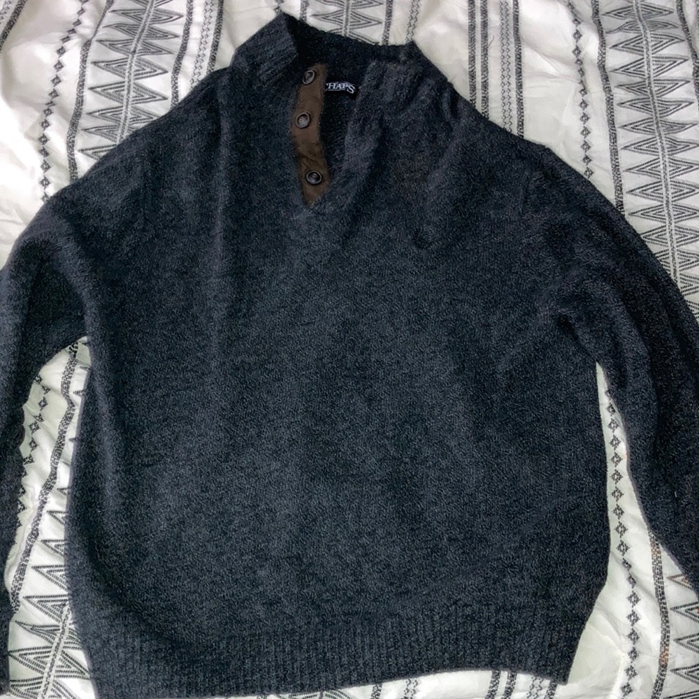 Men’s fleece sweater size M